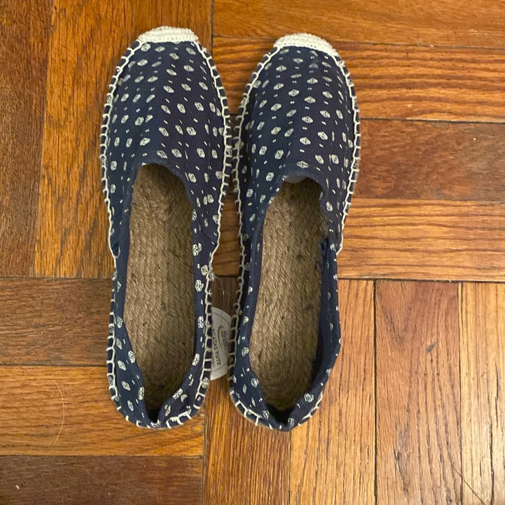 Spanish espadrilles- navy color with white dots and designs BRAND NEW WITH TAGS